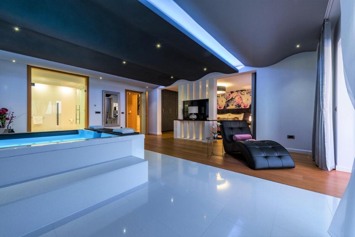 Villa Luxurious With Private Sea Access -dubrovnik *